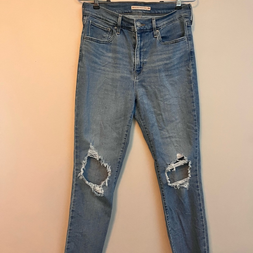 Levi's Women's 724 High Tise Straight Crop Medium Blue Distressed Jeans - Picture 3 of 9